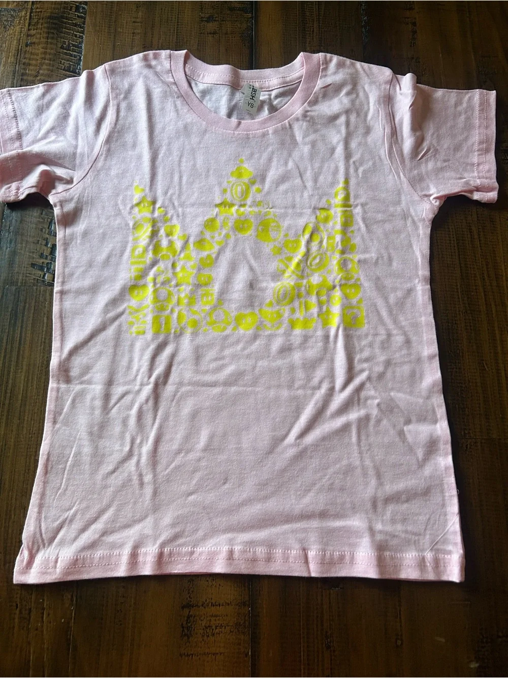 Graphic Crown Tee in pink  and bright  Yellow Mario themed